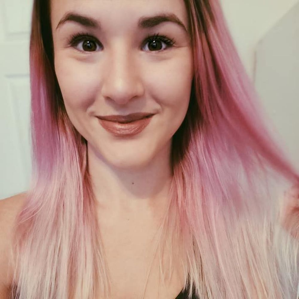 Meet your Posher, Victoria